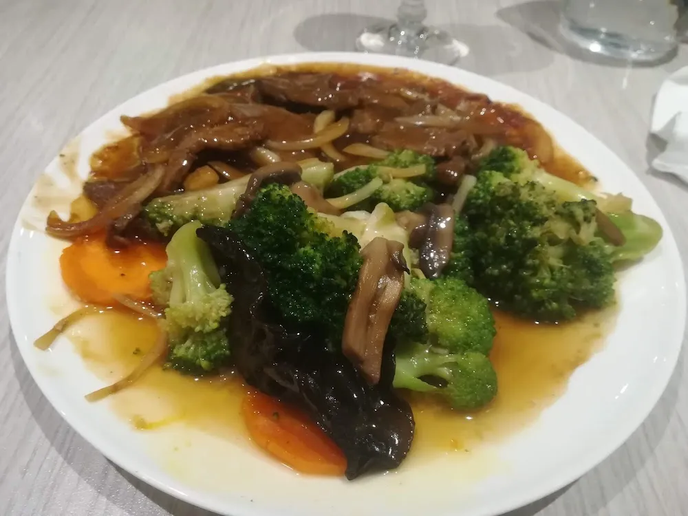 Boeuf Aux Oignons Avec Légumes